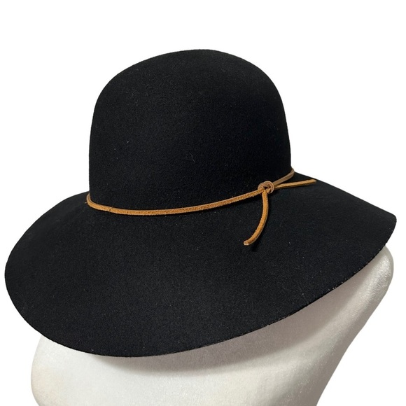 Phenix Women's Floppy Hat‎ Black Wool Wide Brim Leather Cord Round Crown - Picture 1 of 5